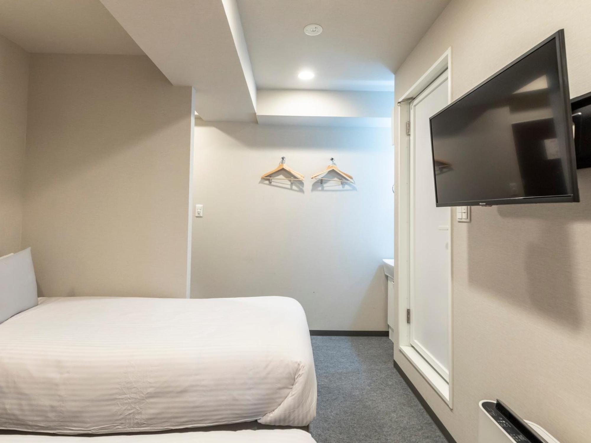 Tabist Unihotel Midosuji Hommachi Osaka Bagian luar foto