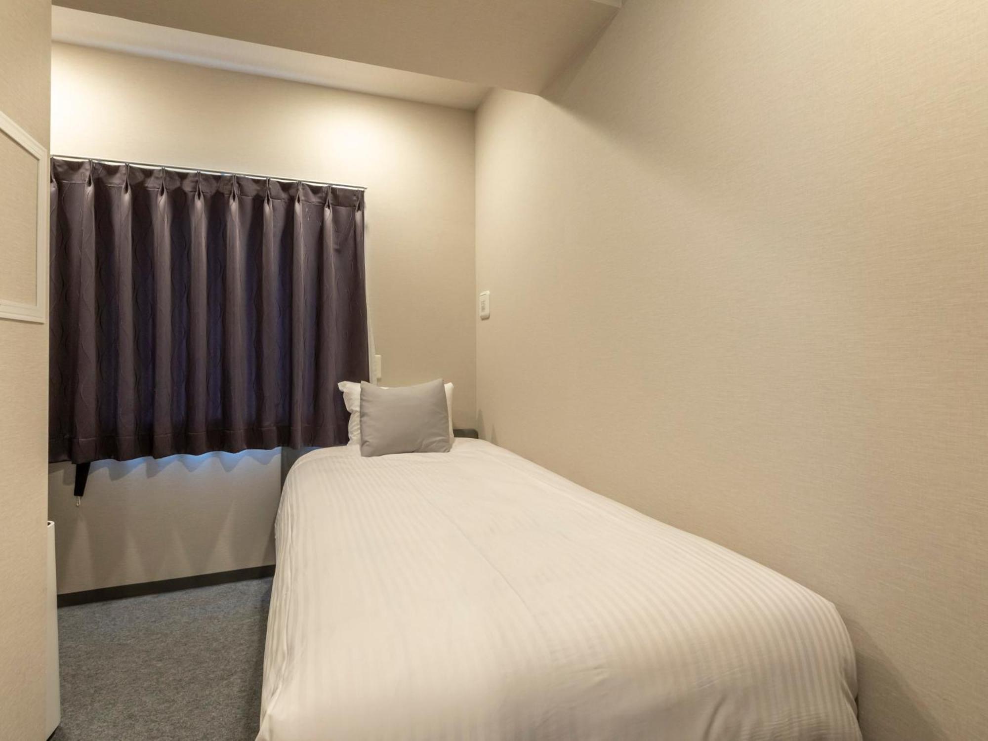 Tabist Unihotel Midosuji Hommachi Osaka Bagian luar foto