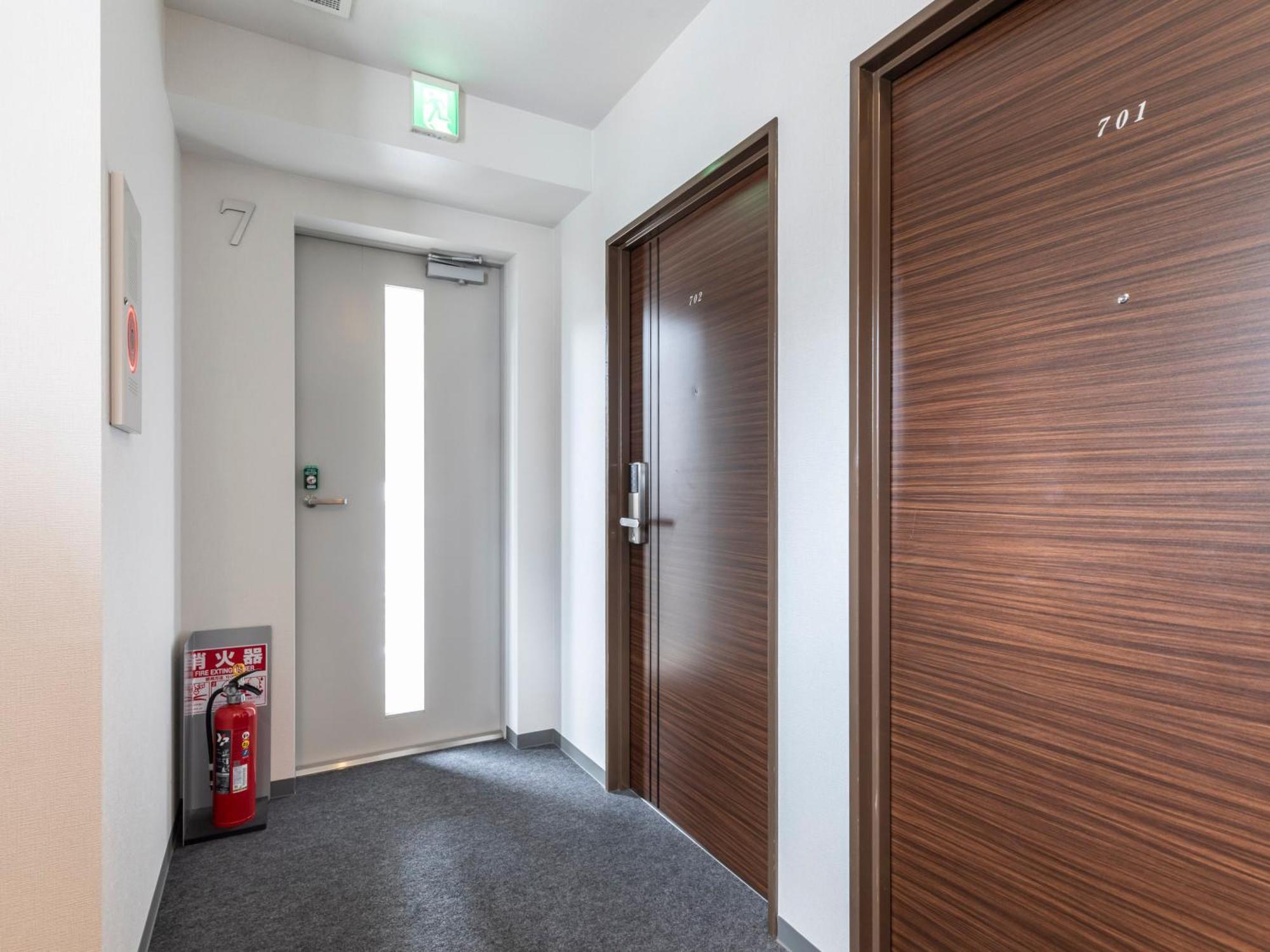 Tabist Unihotel Midosuji Hommachi Osaka Bagian luar foto